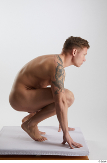 Gilbert 1 kneeling nude whole body 0007.jpg